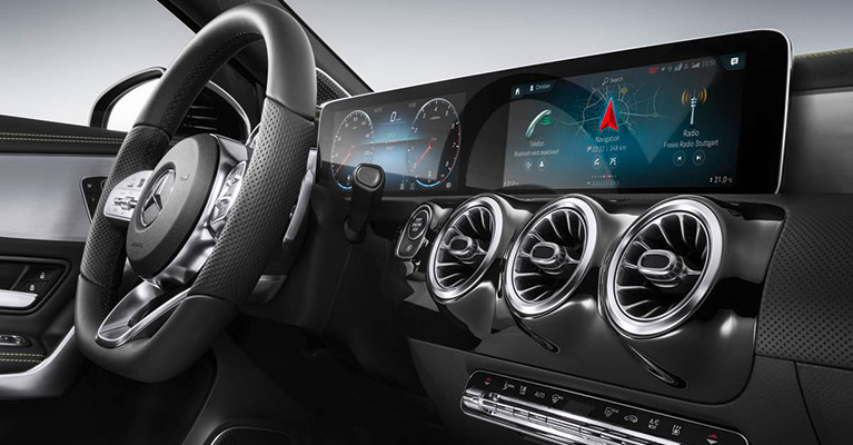 Mercedes Prioritizes the Experience with a New Voice Assistant